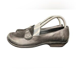 Dansko Ophelia Black Leather loafers size 40